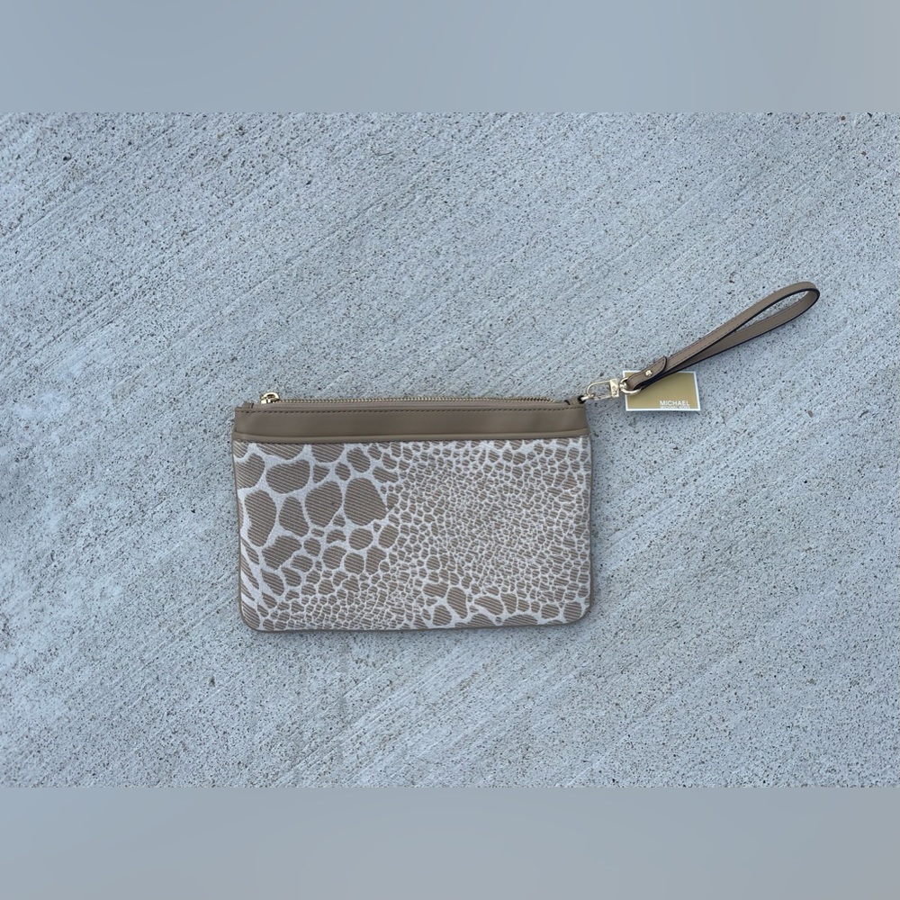 Michael Kors Clutch